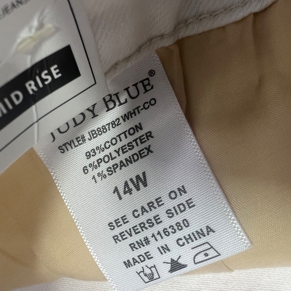👖NWT🤩 |•JUDY BLUE•| Mid Rise Relaxed Fit Braided Racer Stripe Jeans Size 14W👖 - Picture 10 of 12